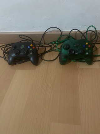Xbox Original + 2 mandos + 5 juegos