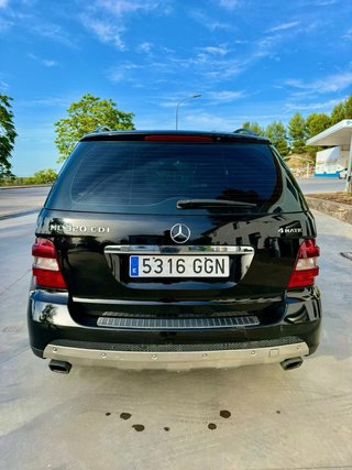 Mercedes ML 320 paquete OFF-ROAD  4Matic