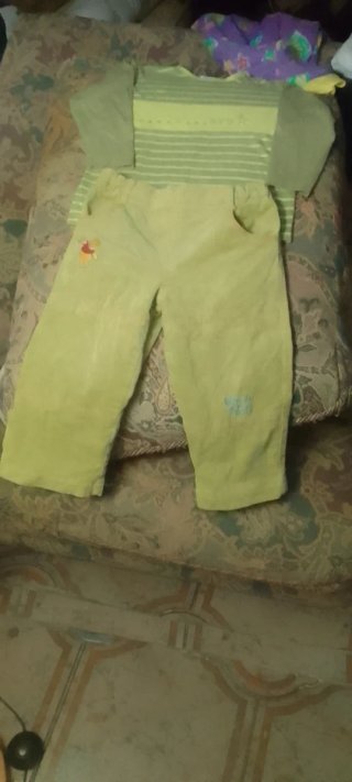 Conjunto pantalón y camiseta niño