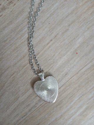 Collar Corazón Huntrix