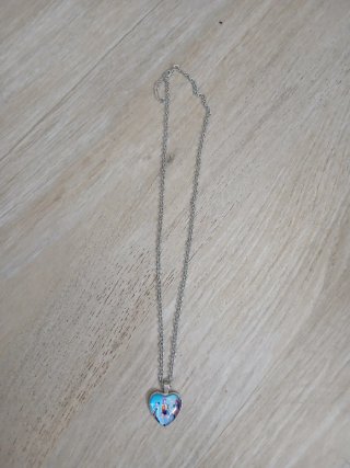 Collar Corazón Huntrix