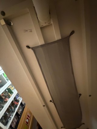 Escritorio BEKANT y Silla JÄRVFJÄLLET IKEA