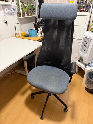 Escritorio BEKANT y Silla JÄRVFJÄLLET IKEA