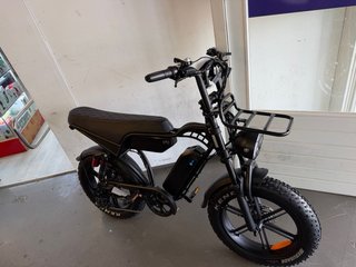 Bicicleta Eléctrica Fat Bike Negra