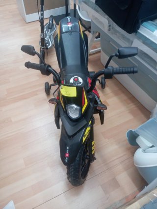 Moto infantil Aprilia