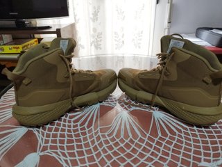 Botas Under Armour Charged Valsetz Mid 42,5 Coyote