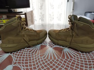 Botas Under Armour Charged Valsetz Mid 42,5 Coyote