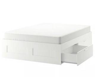 Cama doble Brimnes 140x200 con cajones