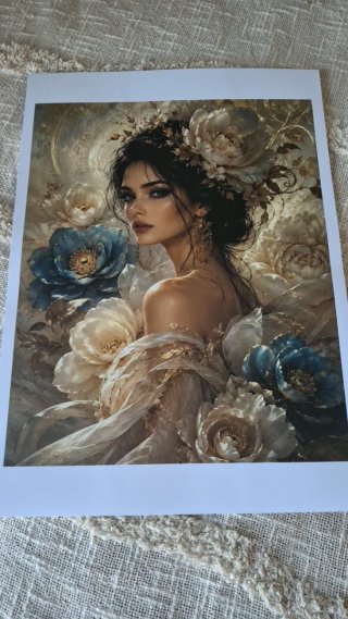 Ilustración A3 Papel Azul y Dorado