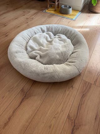 Letto per cani di taglia media beige/grigio