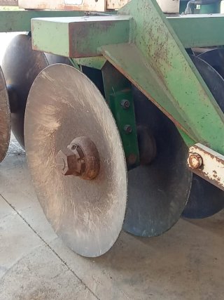 Grada de discos 28 para tractor