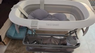Bañera Twistshake con Soporte