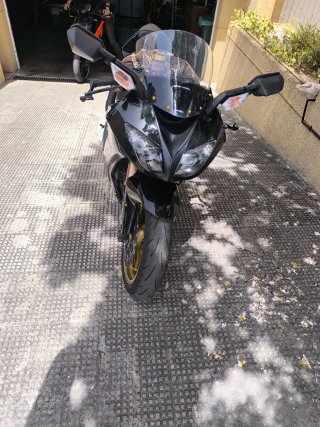 Kawasaki ZX10R 2008 Negra