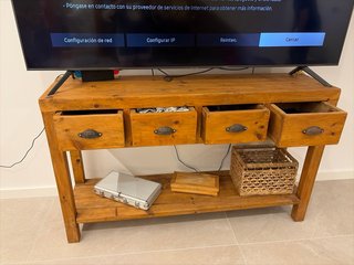 Mueble rústico madera y mimbre