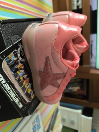 Zapatillas con ruedas y luces