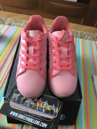 Zapatillas con ruedas y luces