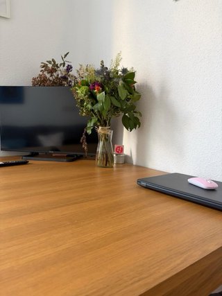 Mesa de comedor de madera