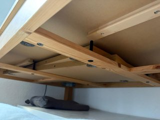 Mesa de comedor de madera