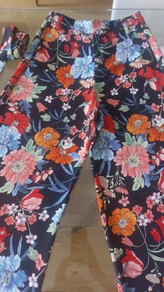 Pantaloni donna fantasia floreale