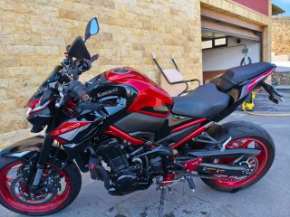 Kawasaki Z900
