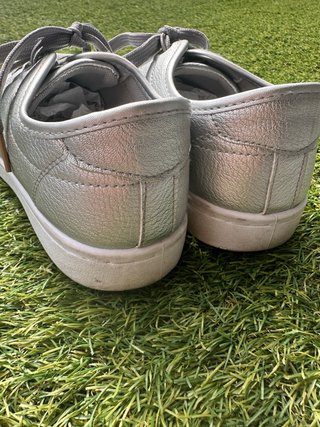 Zapatillas plateadas 39 impecables