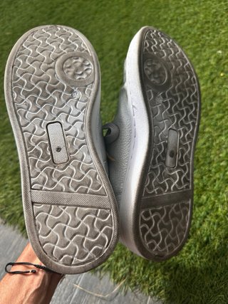 Zapatillas plateadas 39 impecables