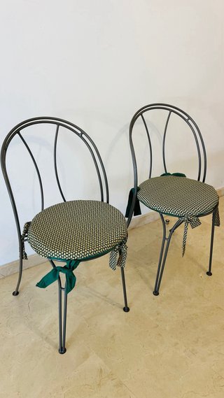 Juego de 2 Sillas de Forja con Cojines