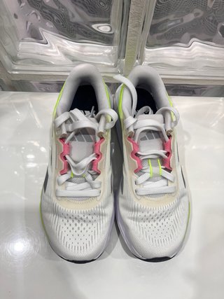 Zapatillas Adidas Mujer amarillas y Blancas