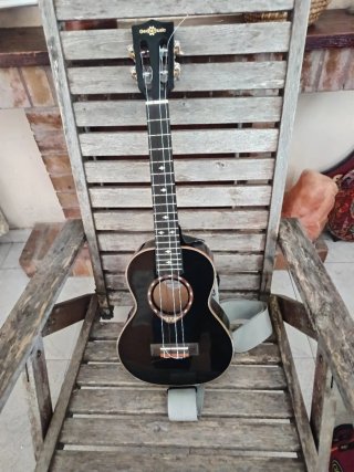 Ukelele Negro