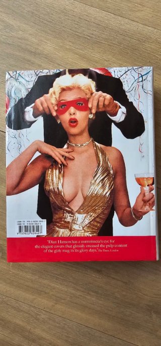 Libro de Taschen THE HISTORY OF GIRLY MAGAZINES