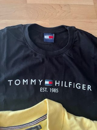 Camiseta y polo Tommy Hilfiger Negra y Amarilla