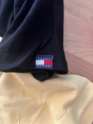 Camiseta y polo Tommy Hilfiger Negra y Amarilla
