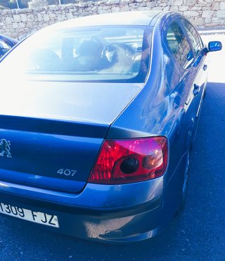 Peugeot 407 1.8 123 SR Sport