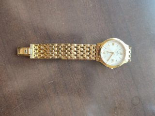 Reloj Festina Dorado