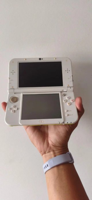 Console New Nintendo 3DS XL Animal Crossing