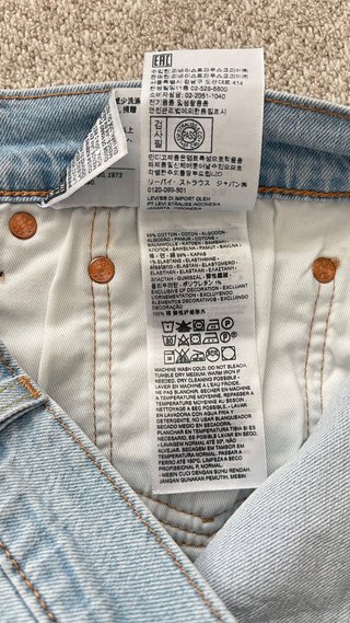 Pantalón Levi's 512 azul claro desgastado