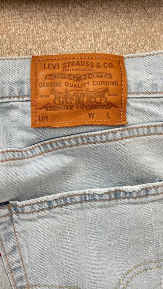 Pantalón Levi's 512 azul claro desgastado