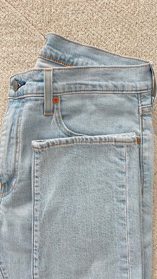 Pantalón Levi's 512 azul claro desgastado