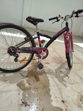 Bicicleta BTWIN infantil/juvenil negra y rosa