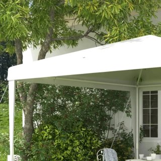 Carpa de jardín blanca