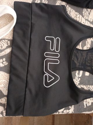 Lote 2 Tops Deportivos Fila y Puma