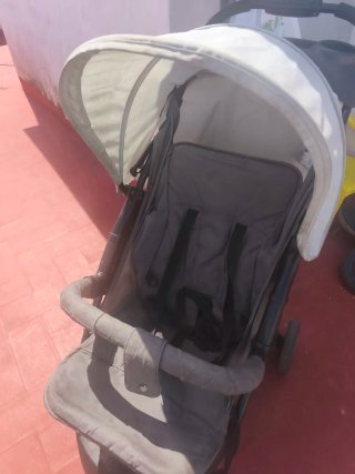 Carrito de paseo con reposa vasos