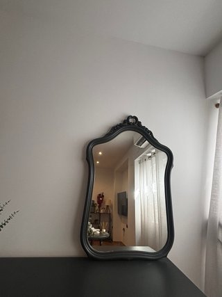 Aparador y espejo gris/verdoso
