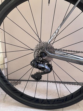 Bicicleta de carretera Ridley gris