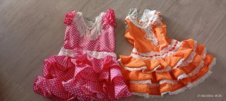 2 Vestidos Flamenca Niña Lunares 10,oo euros cada