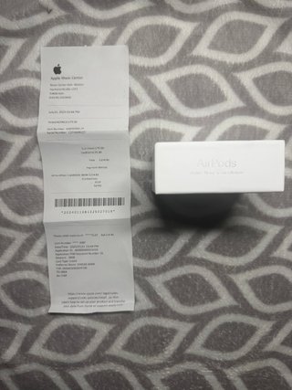 AirPods 4 ANC