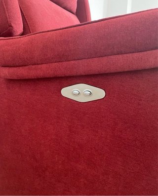 Sillón reclinable eléctrico rojo