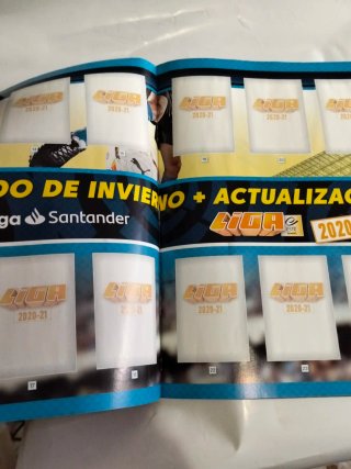 Revista jugón n. 168y 18 cromos actualizaciones.