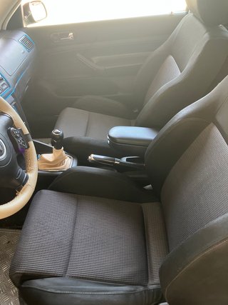 Volkswagen Golf 2003