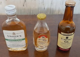 10 Mini Bottiglie Whisky Vintage + Bicchieri